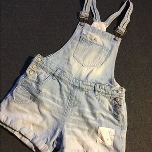 Overall shorts